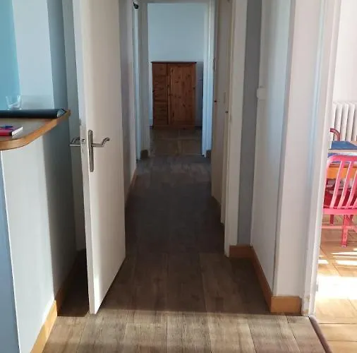 Le Bleu Roi - Calme Proche De La Gare * カーン