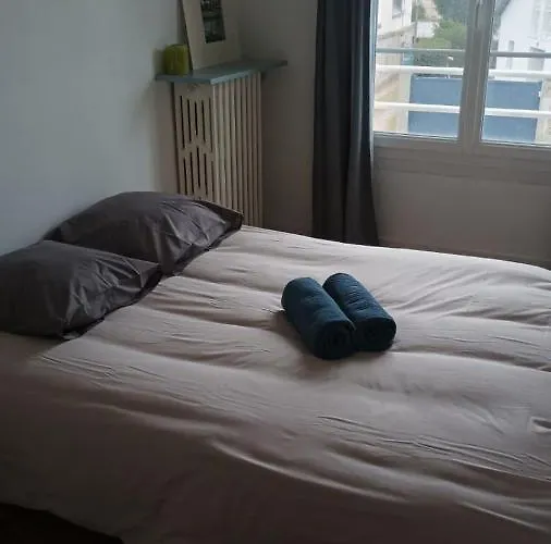 Le Bleu Roi - Calme Proche De La Gare アパート